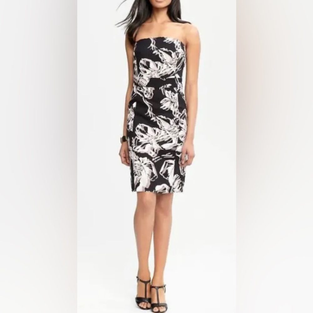 Banana Republic Size 0 Black and White Abstract Floral Strapless Dress